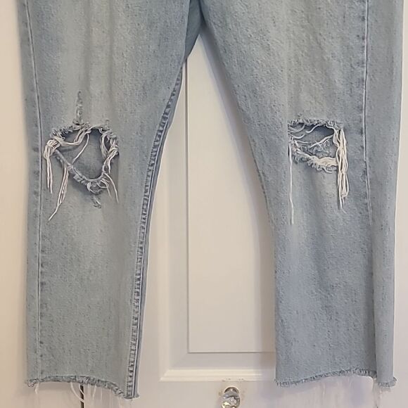 Aritzia Denim Forum The Ex Boyfriend High Waisted Distressed Jeans Size 32 - Picture 5 of 15